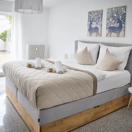 Idee Living: Penthouse Apartment Mit Parkplatz Weinheim Buitenkant foto