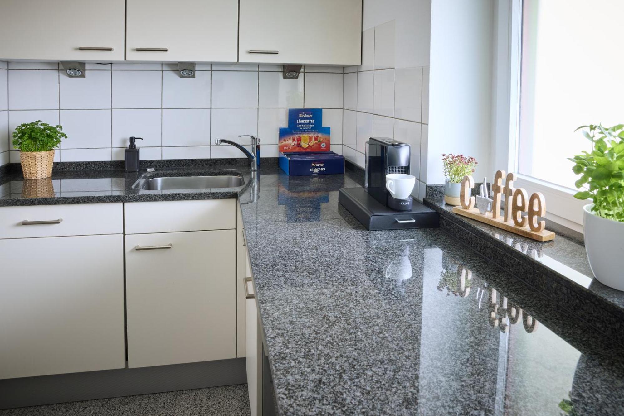 Idee Living: Penthouse Mit Parkplatz Apartment Weinheim